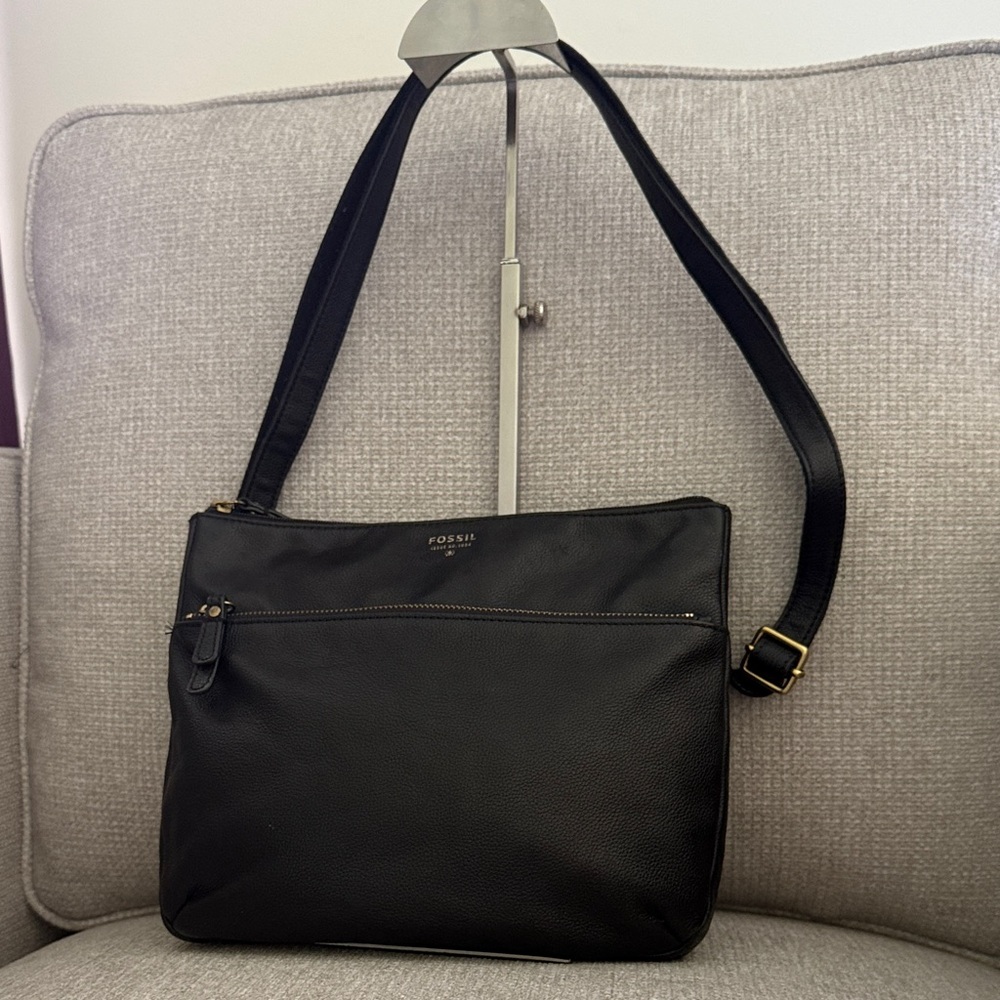Fossil Black Leather Shoulder Bag